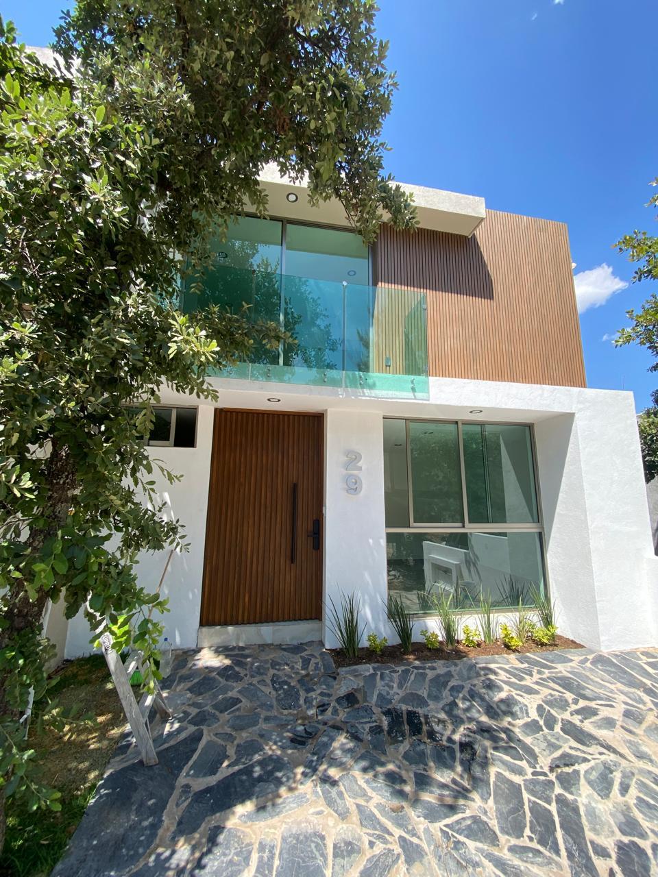 Hermosa casa en El Pinar, Altozano